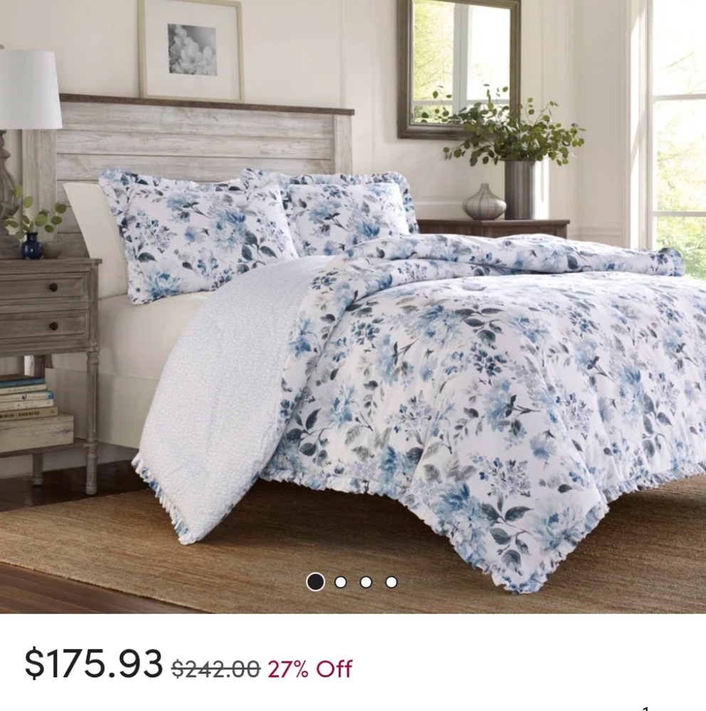 Laura Ashley Duvet Set - Brand New